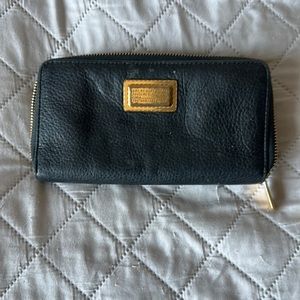 Marc jacobs black leather wallet